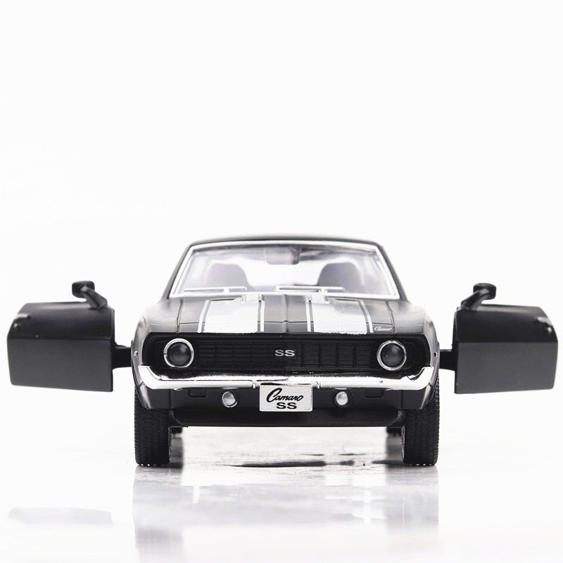 Camaro SS 1969 em Escala 1/36 (Fundido em Liga de Metal)