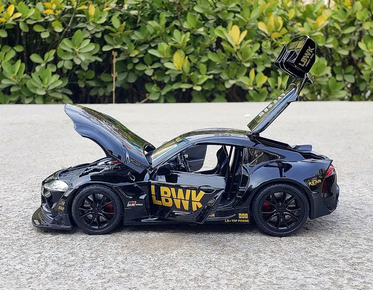 Toyota GR Supra Racing em Escala 1/24 (Fundido em Liga de Metal)