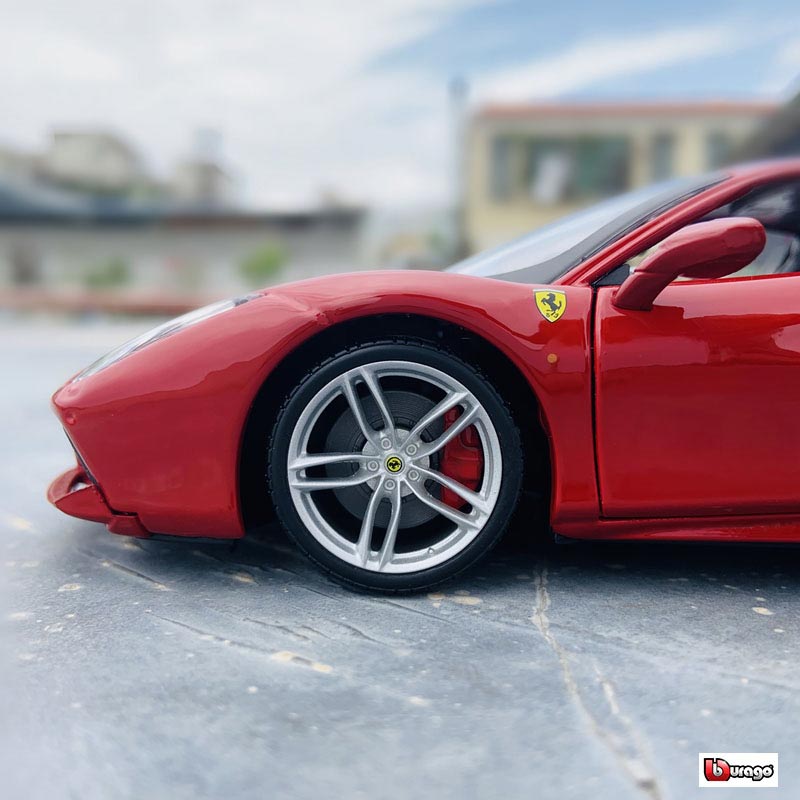 Ferrari 488 GTB em Escala 1/24 (Fundido em Liga de Metal)