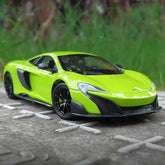 McLaren 675LT em Escala 1/24 (Fundido em Liga de Metal)