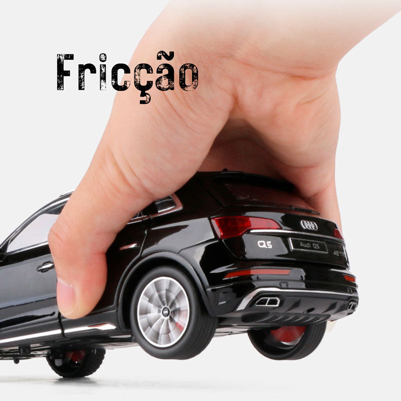 Audi Q5 em Escala 1/24 (Fundido em Liga de Metal)