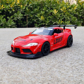 Toyota GR Supra Racing em Escala 1/24 (Fundido em Liga de Metal)