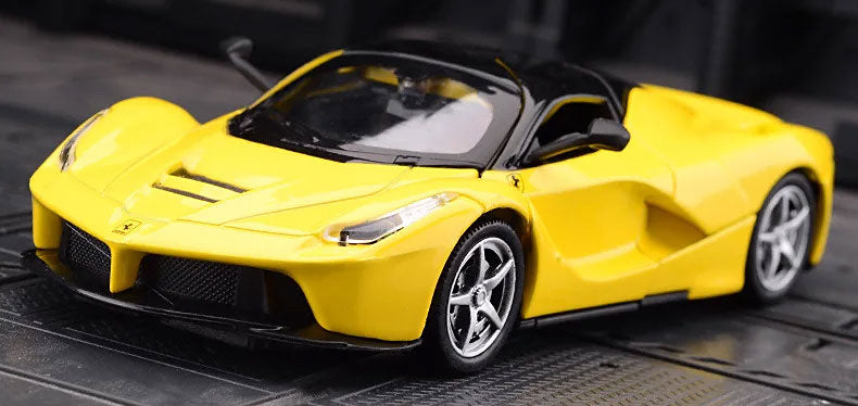 Ferrari LaFerrari em Escala 1/32 (Fundido em Liga de Metal)