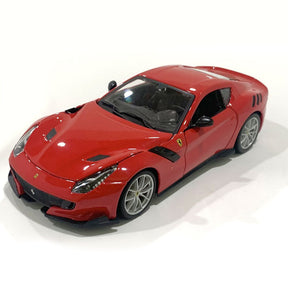 Ferrari F12 TDF em Escala 1/24 (Fundido em Liga de Metal)