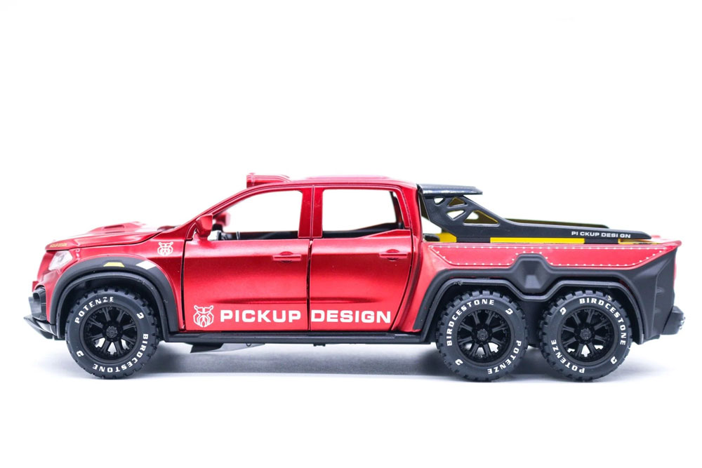 Mercedes X-Class Custom 6x6 em Escala 1/28 (Fundido em Liga de Metal)