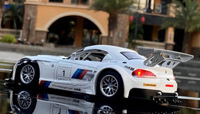 BMW Z4 GT3 em Escala 1/24 (Fundido em Liga de Metal)