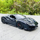 Ferrari 488 Pista em Escala 1/24 (Fundido em Liga de Metal)