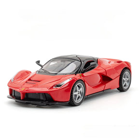 Ferrari LaFerrari em Escala 1/32 (Fundido em Liga de Metal)