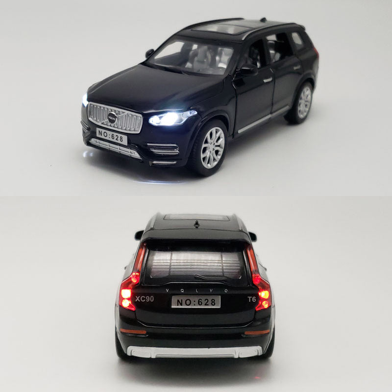 Volvo XC90 em Escala 1/32 com Som, Luz e Fricção (Fundido em Liga de Metal)