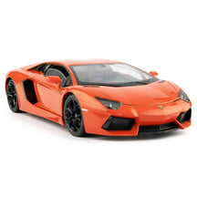 Lamborghini Aventador LP700-4 em Escala 1/24 (Fundido em Liga de Metal)