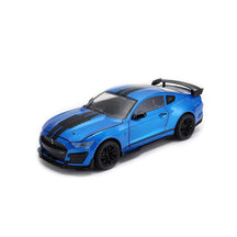 Ford Mustang Shelby GT500 em Escala 1/18 (Fundido em Liga de Metal)