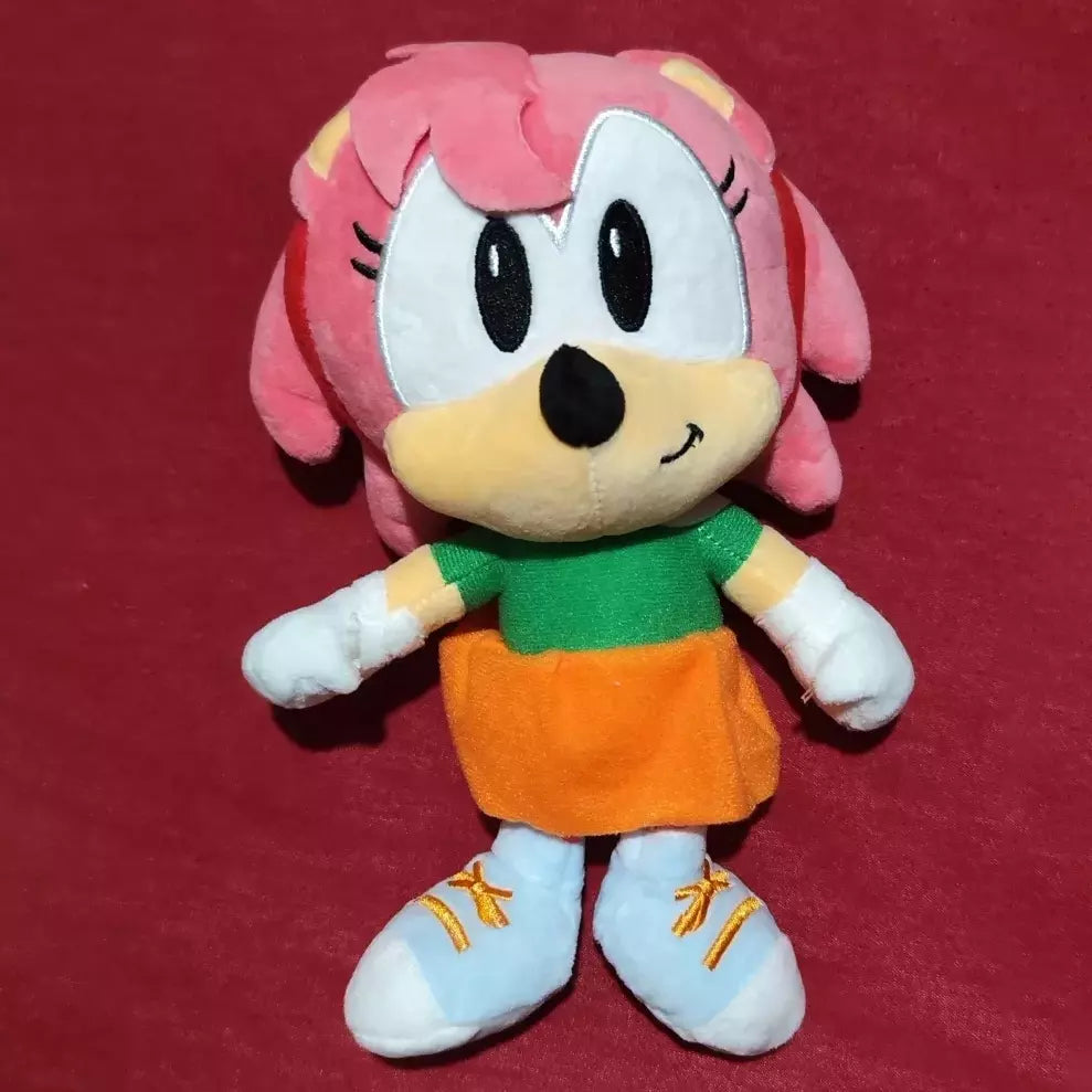 Pelúcia Amy Rose (Clássica e Moderna) | Sonic the Hedgehog