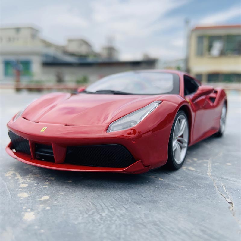 Ferrari 488 GTB em Escala 1/24 (Fundido em Liga de Metal)