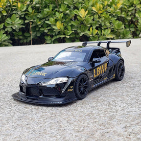 Toyota GR Supra Racing em Escala 1/24 (Fundido em Liga de Metal)