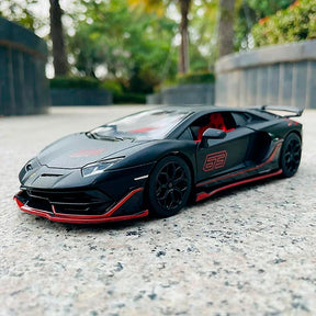 Lamborghini Aventador SVJ63 em Escala 1/24 (Fundido em Liga de Metal)