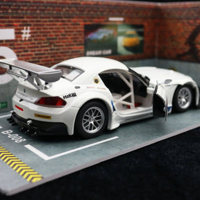 BMW Z4 GT3 em Escala 1/24 (Fundido em Liga de Metal)