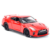 Nissan GT-R R35 2017 em Escala 1/24 (Fundido em Liga de Metal)