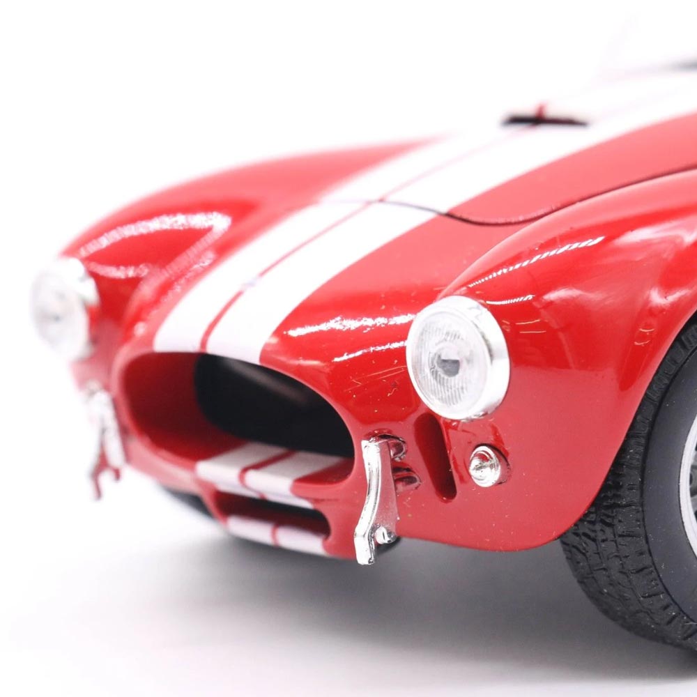 Shelby Cobra 427 S/C 1965 em Escala 1/24 (Fundido em Liga de Metal)